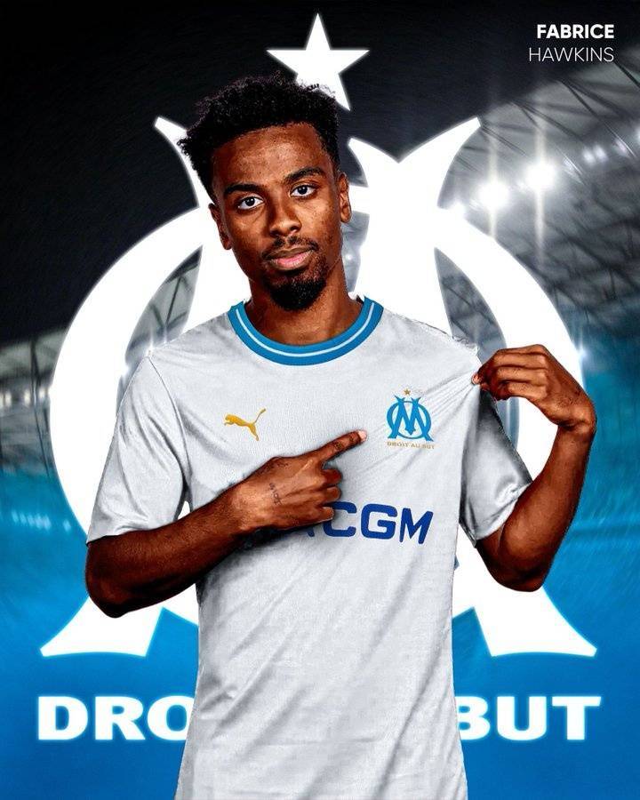 记者：前曼联青训安赫尔-戈麦斯自由身加盟马赛，谈妥3年合同