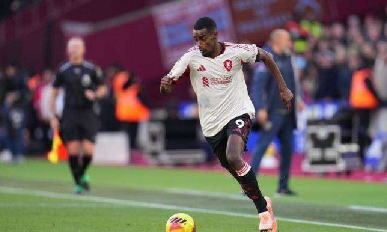 2-0！利物浦客胜西汉姆联，加克波8.4分，对手染红保级堪忧